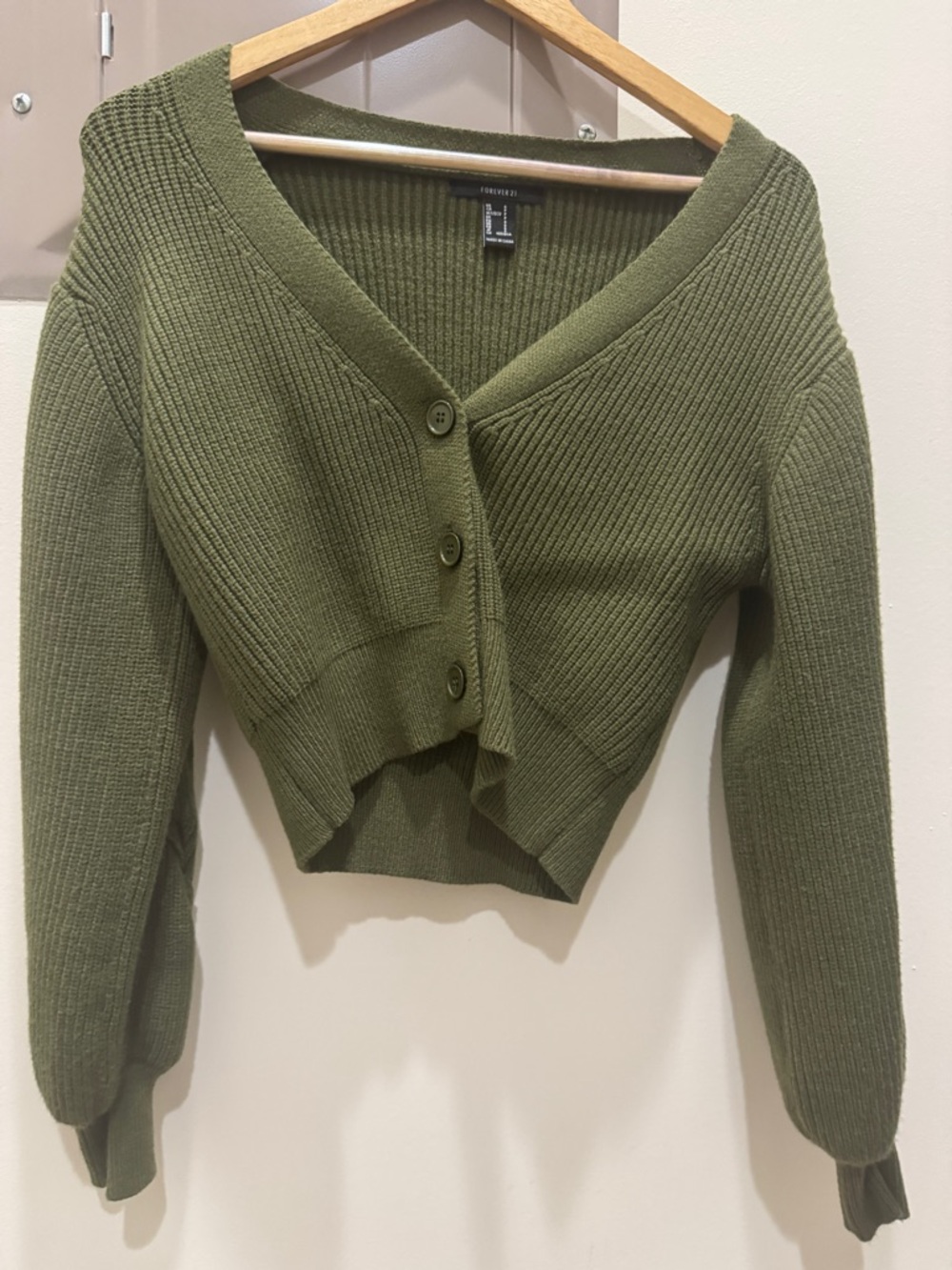 Forever 21 Cropped Olive Green Ribbed Button Cardigan